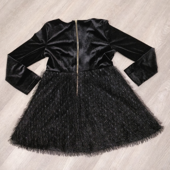 Velvety frills long sleeve mini dress - Picture 5 of 11